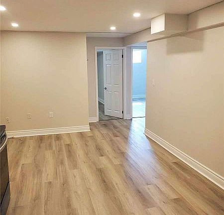 4th image of 85 Shepton Way