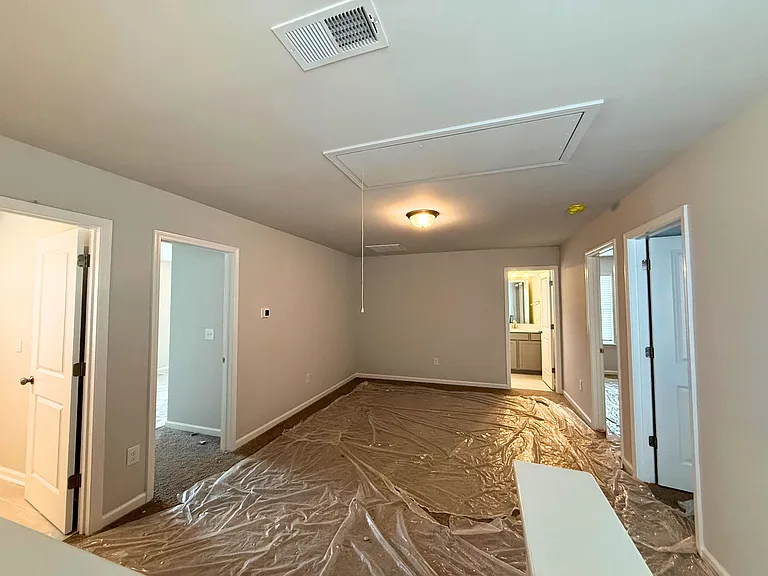 144 Gervais Cir — Photo 17