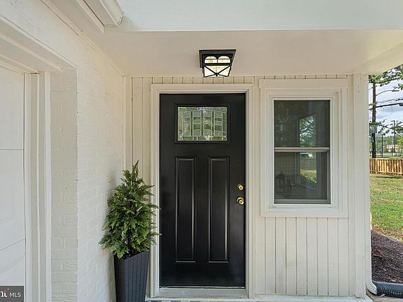 5th image of 4636 Taney Ave