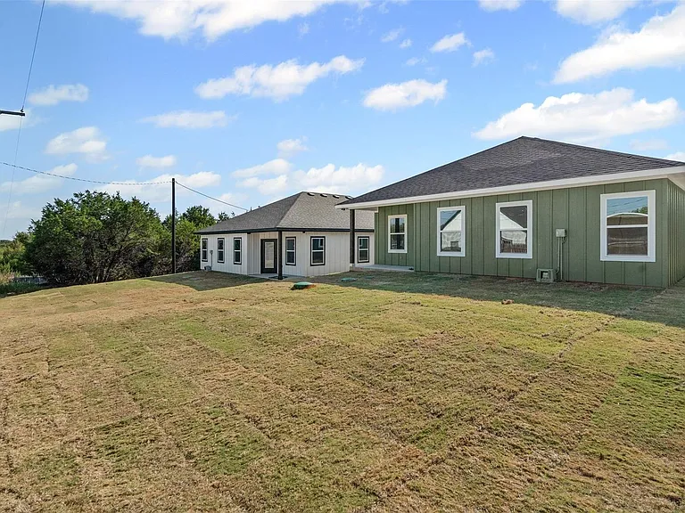 3402 Hilltop Rd — Photo 37
