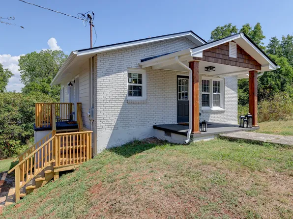 940 Roman St, Clarksville, TN 37040