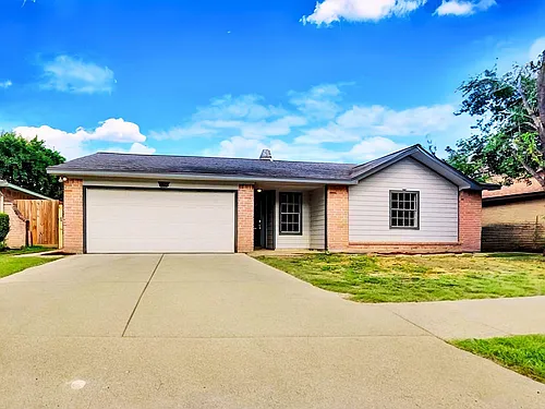 7422 Breccia Dr Photo 1