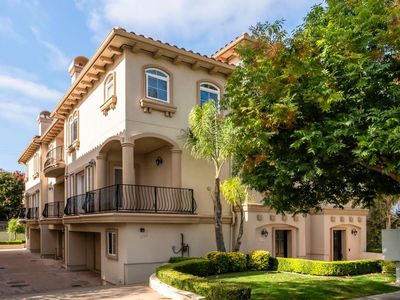 1137 Paloma Ave APT G, Burlingame, CA, 94010