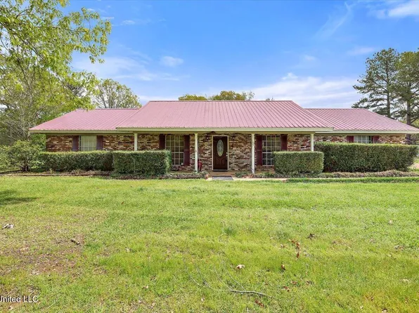 124 Gus Phillips Rd, Braxton, MS 39044