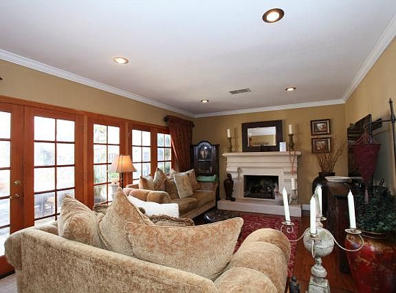 3rd image of 6451 Hidden Creek Ct