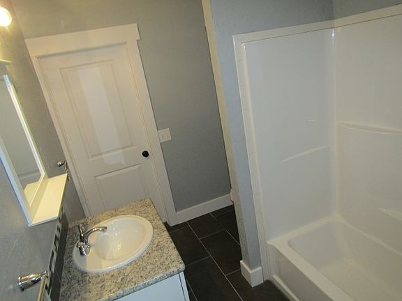 5th image of 1024 E Courtland Ave