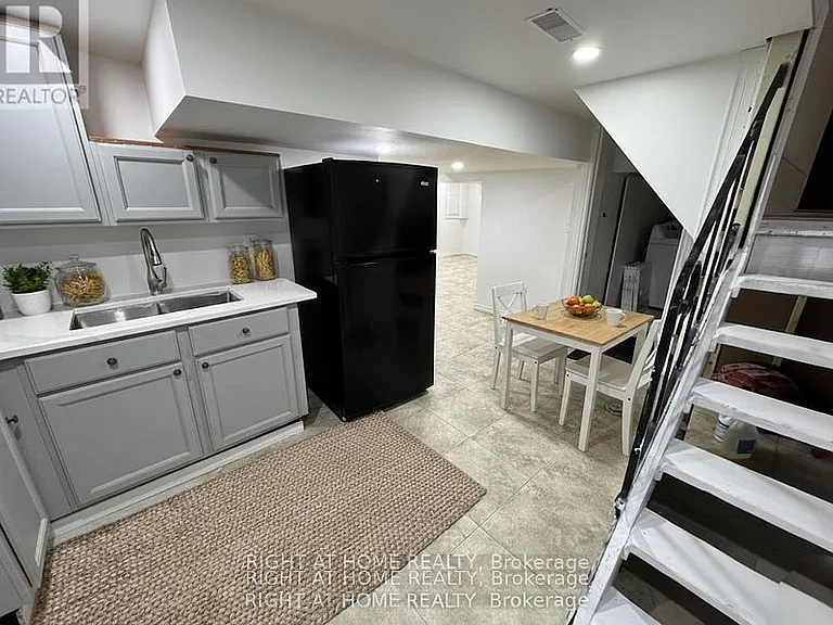 1395 Dougall Ave #BSMNT — Photo 4