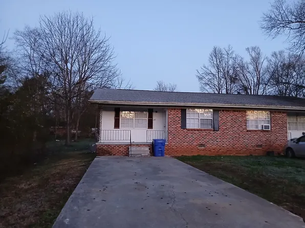 180 Eastview Ave NW, Cleveland, TN 37312