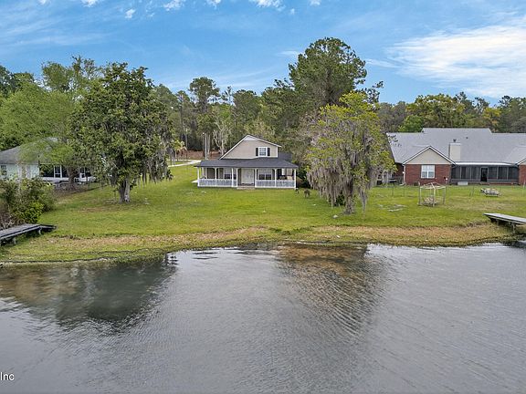 3rd image of 209 BEACH Drive