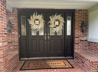 84 Diniz Dr, Raynham, MA 02767