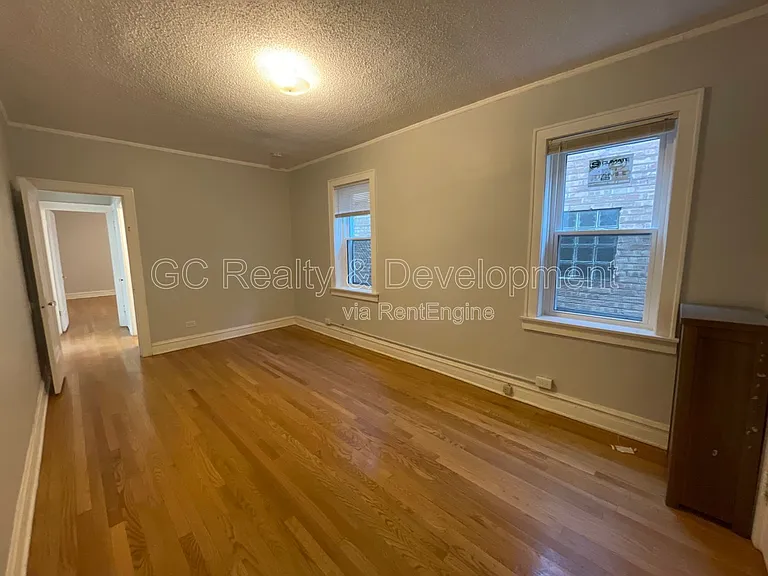7512 N Claremont Ave #2 — Photo 12