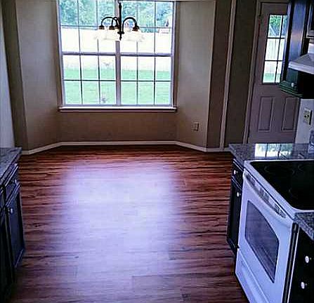 5th image of 703 E Linden St