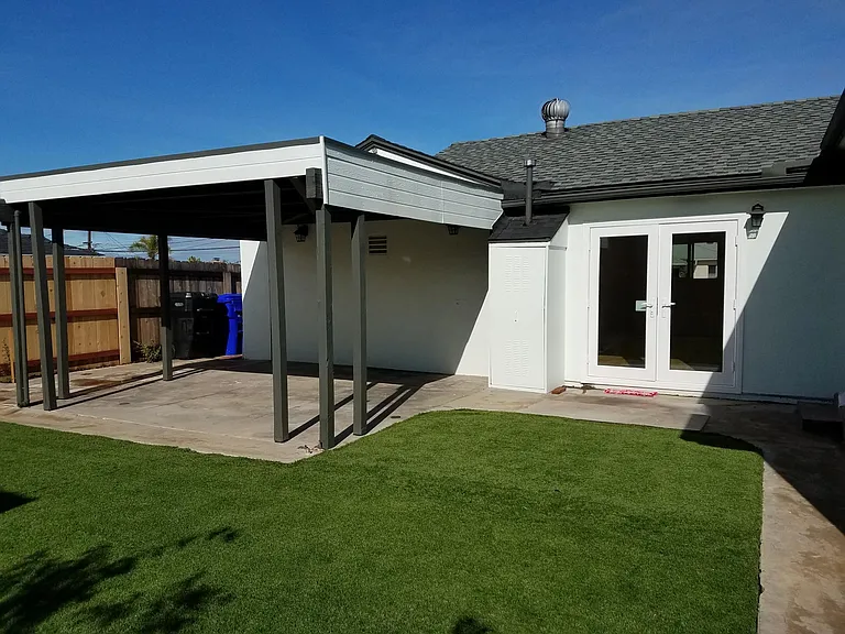 6486 Winona Ave — Photo 23