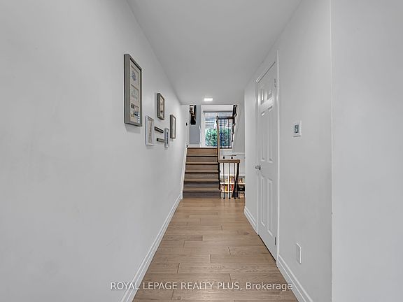 5th image of 1755 Rathburn Rd E #20
