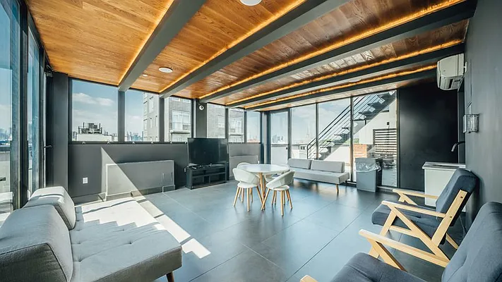 Rented by Nooklyn NYC LLC | media 17