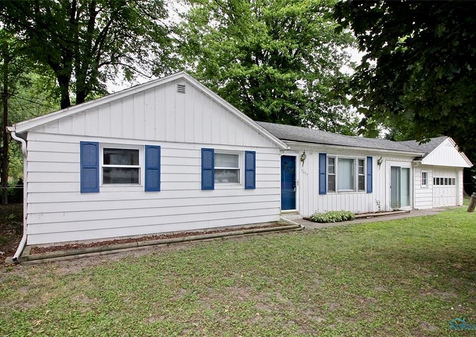 1st image of 2037 Duchesse Dr