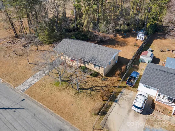 619 Efird St, Gastonia, NC 28054
