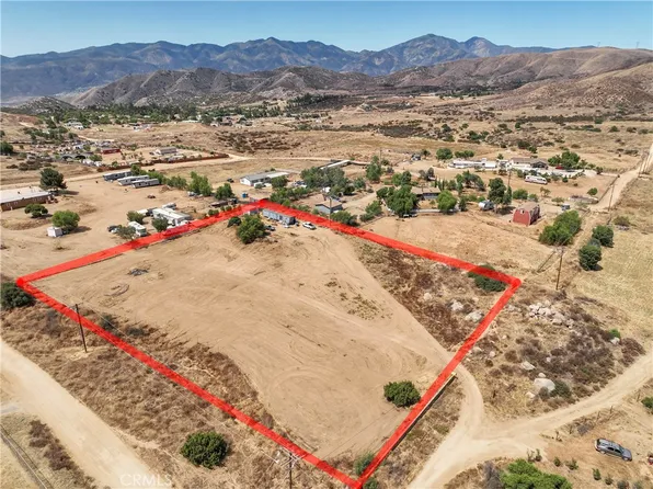 24115 Bienvenidos Rd #C, Perris, CA 92570