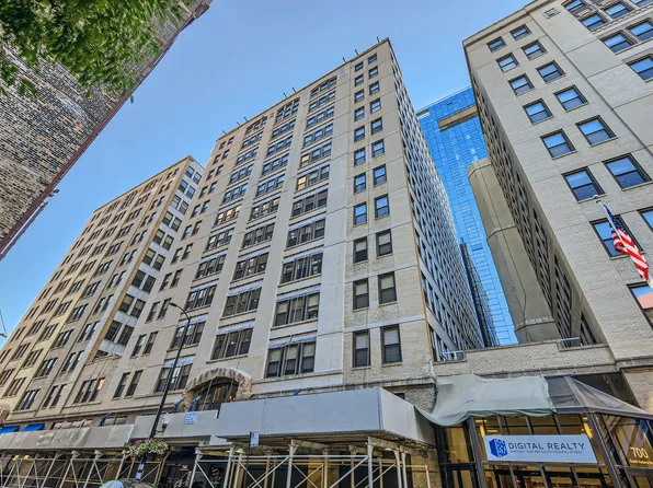 740 S Federal St APT 410, Chicago, IL 60605