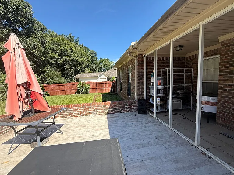 242 Turtle Creek Dr — Photo 31