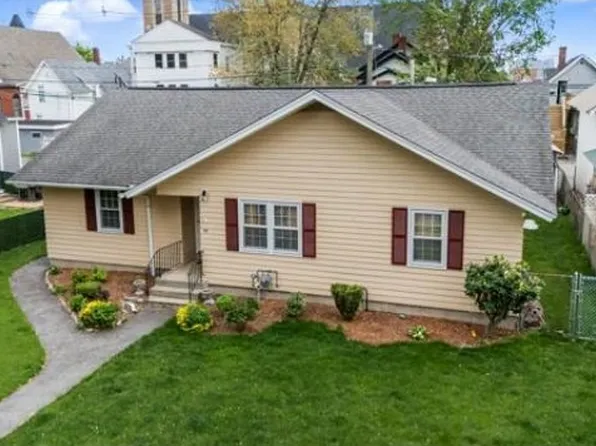 99 Myrtle Street, Manchester, NH 03104
