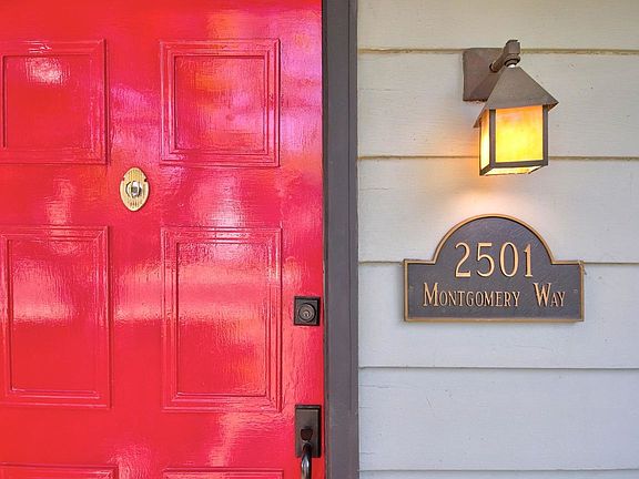 4th image of 2501 Montgomery Way