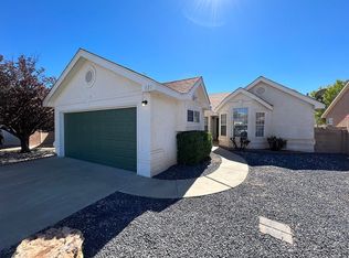 921 Avenida Las Vistas NW, Los Lunas, NM 87031