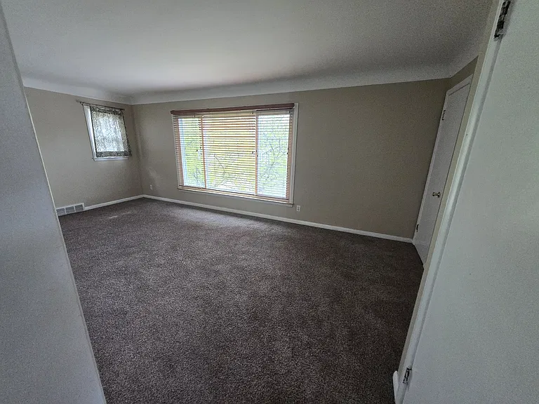 508 W Twelve Mile Rd #508 — Photo 12