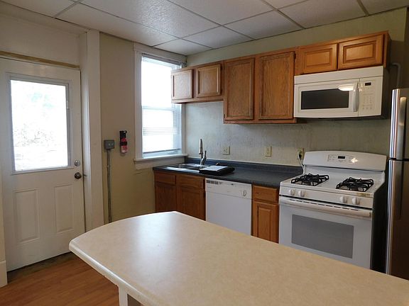 2nd image of 1522 Highland St #1522