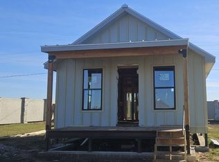 83 Resort Ct #83, Fredericksburg, TX 78624