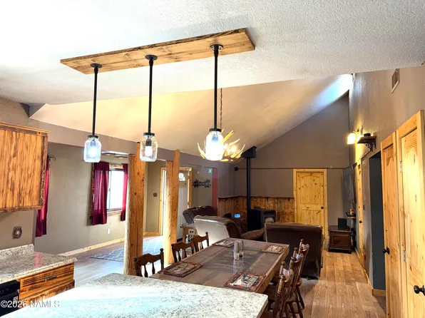 9145 Stardust Trl, Flagstaff, AZ 86004