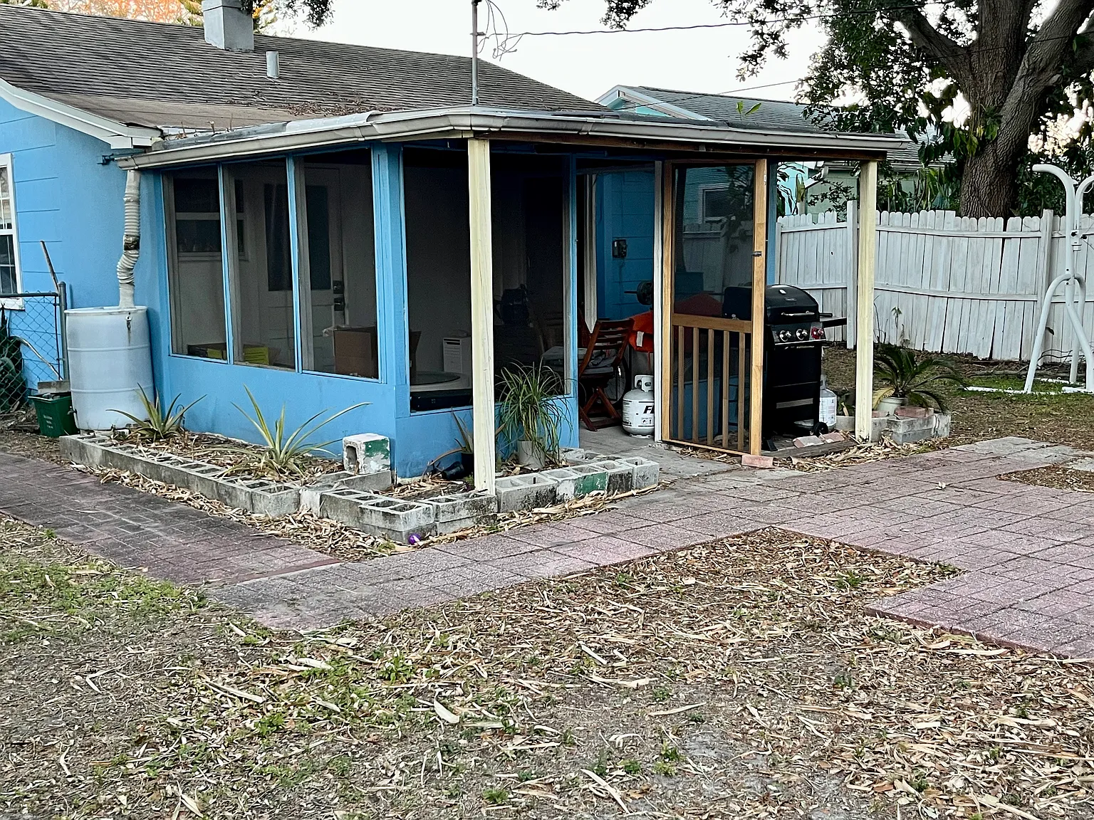 2 bed, 800 sqft, $1,999 — Photo 4