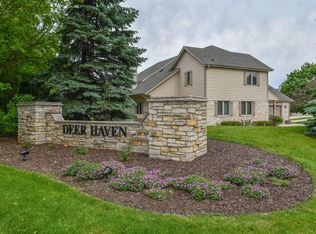 N26W26452 Quail Hollow Rd, Pewaukee, WI 53072