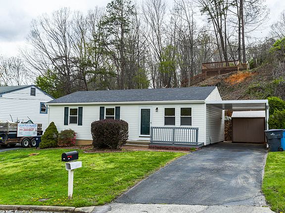 2nd image of 1408 Glenwood Dr SE