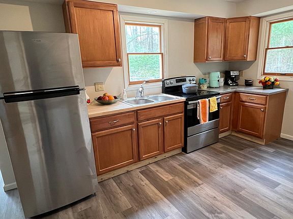 3rd image of 5131 Blue Spruce Ln