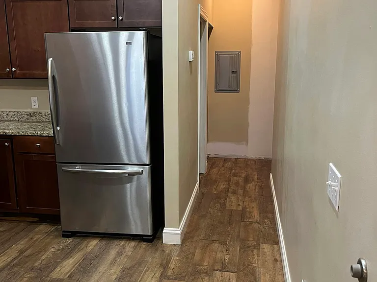 419 N Queen St #1N — Photo 7