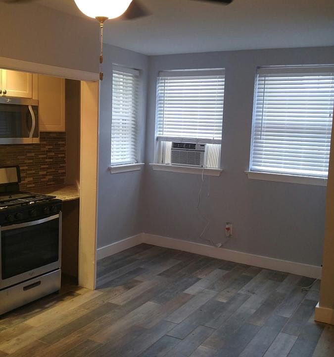 Front/Living Room