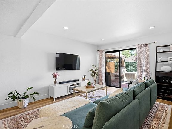 5th image of 25671 Le Parc Unit 33