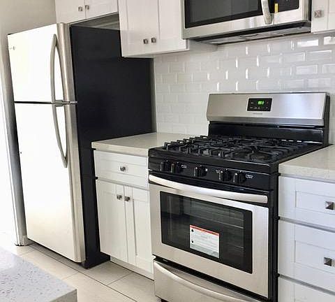 2nd image of 4514 Palm Ave