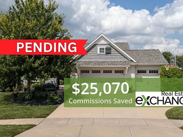 6294 Wildberry Dr, Bettendorf, IA 52722