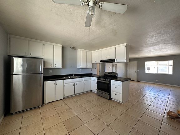 2nd image of 18866 Del Mano Ct APT 1