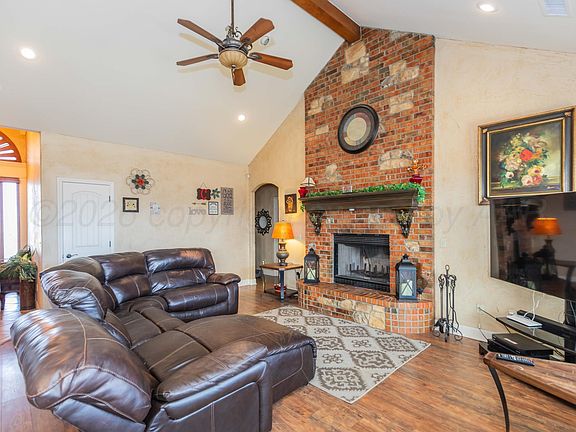 5th image of 16501 Hope Rd