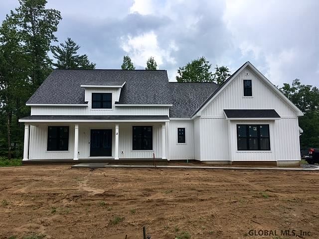 1st image of 2 Easton Ct