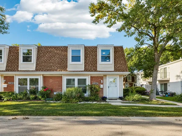 2300 Flower Ct #136, Schaumburg, IL 60194