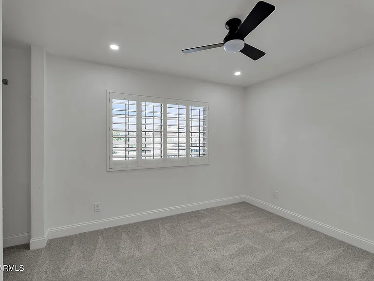2542 W Nopal Ave — Photo 34