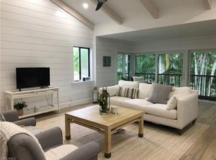 371 3rd Ave S #371, Naples, FL 34102