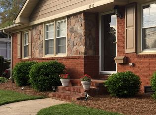 1725 Archdale Dr, Charlotte, NC 28210