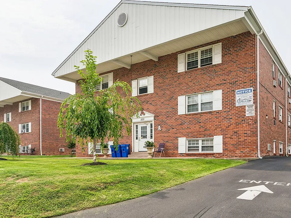 West Avenue Apartments
