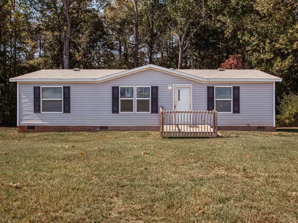 748 E Fleming Dr, Inman, SC 29349