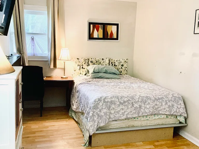 210 Wesley St #1 — Photo 7